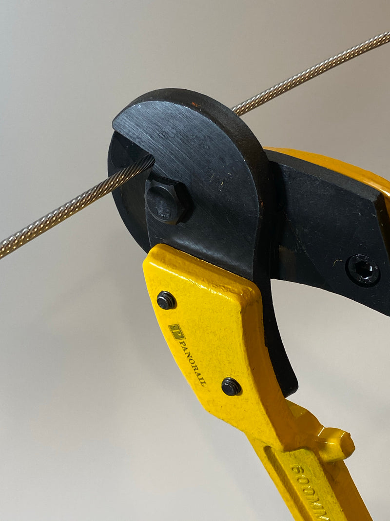 C24 - Cable Cutters for 3/16" and 1/4” cable - PanoRAIL®